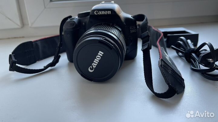 Зеркальный фотоаппарат canon 550d
