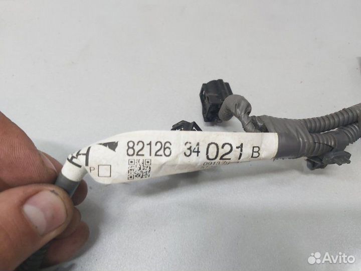 Проводка топливных форсунок правая Toyota Land