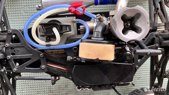 Нитро-машинка Thunder Tiger Tomahawk