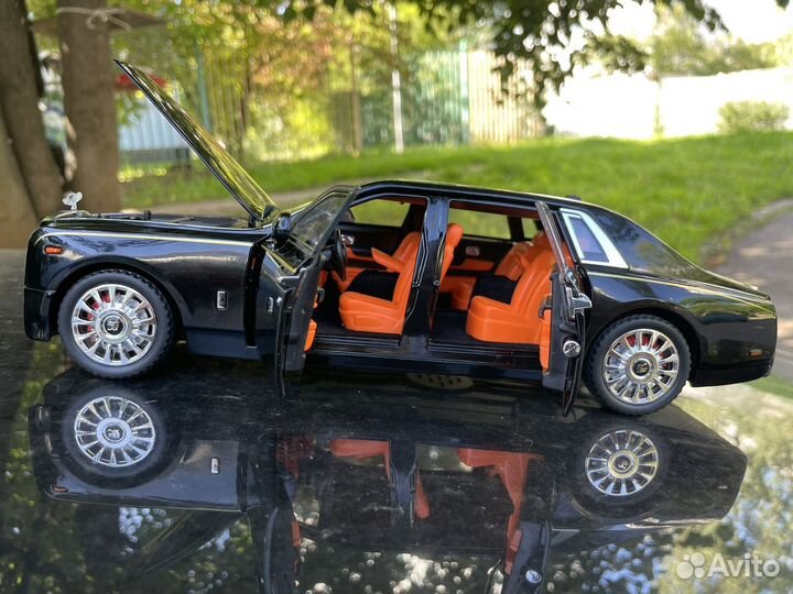 Модель Автомобиля Ролс Ройс 1:16