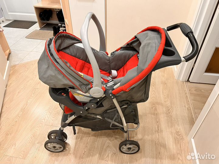 Коляска 3 в 1 с автолюлькой Graco
