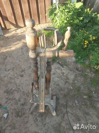 Прялка старинная