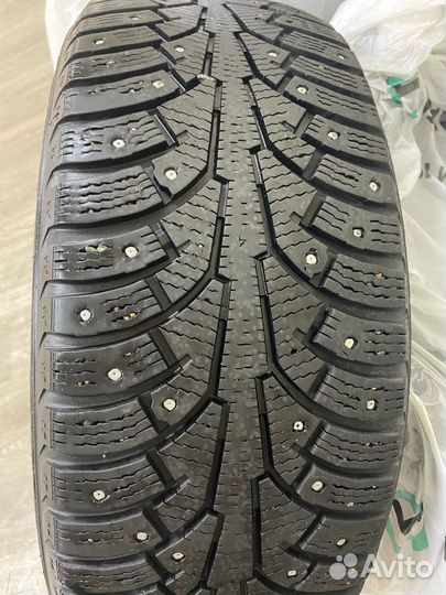 Nokian Tyres Nordman 7 215/50 R17 и 215/50 R17