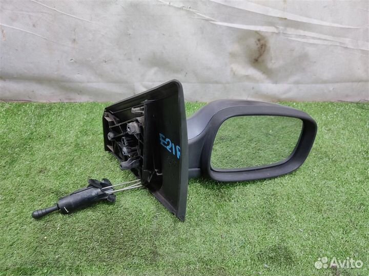 Зеркало правое Renault Clio 3 2006
