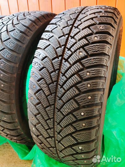 Bfgoodrich G-Force Stud 215/55 R17 98Q