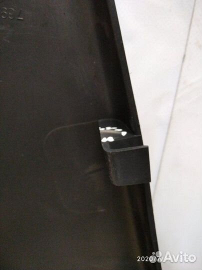 Обшивка стойки правая Renault Logan 2 2014 - Н.в