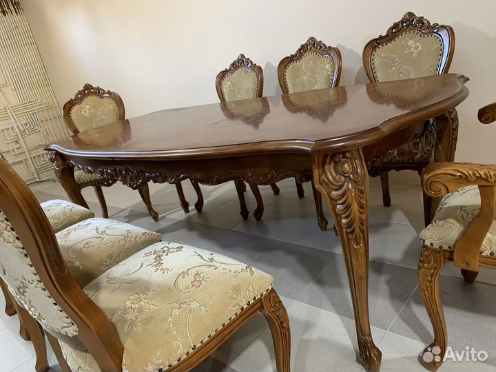 Стол стулья клеопатра румыния