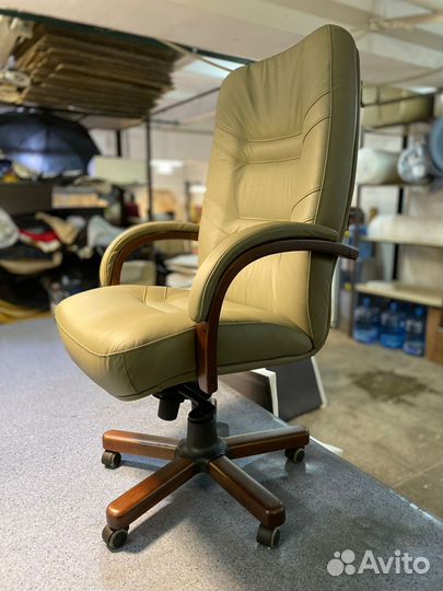 Кресло руководителя