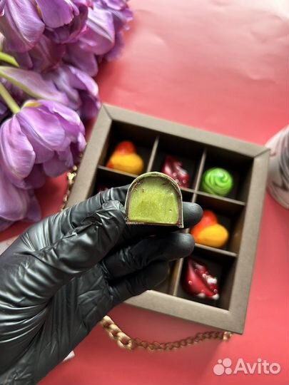 Шоколадные конфеты ручной работы в подарок