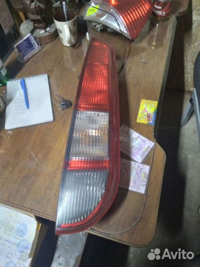 Фонарь задний правый форд фокус 2 универсал