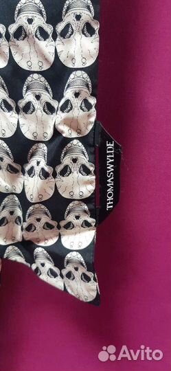 Женский шарф Thomas Wylde