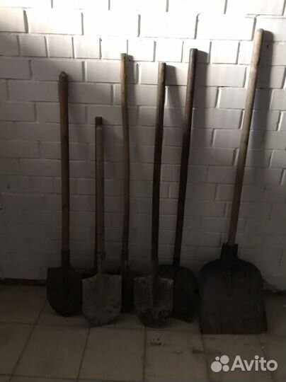 Лопаты штыковые совковые для уборки снега