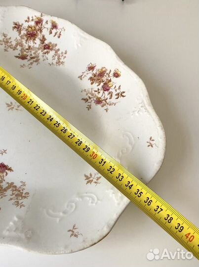 Антикварное блюдо и террин