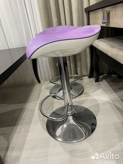 Барный стул