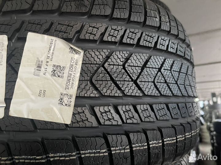 Pirelli Scorpion Winter RFT 275/40 R21 и 315/35 R21 V