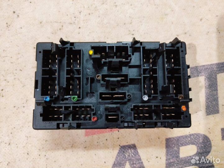 Блок предохранителей Iran Khodro Samand 1.8