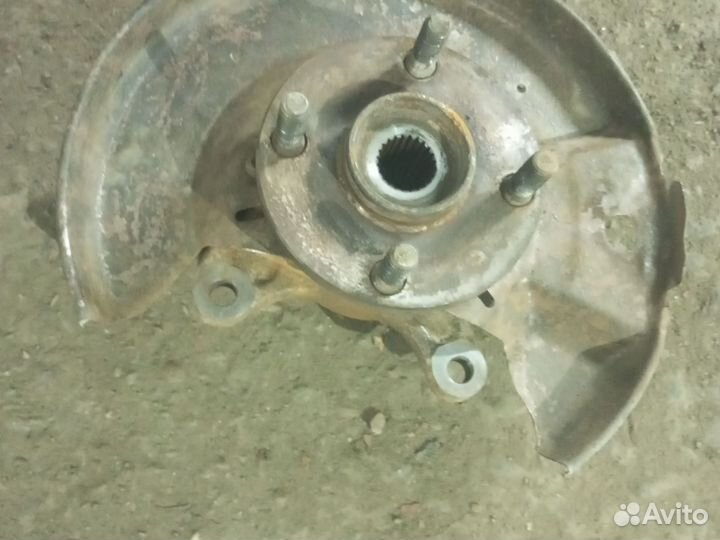 Кулак передний левый Faw Vita