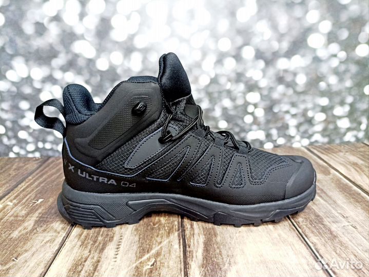 Мужские кроссовки