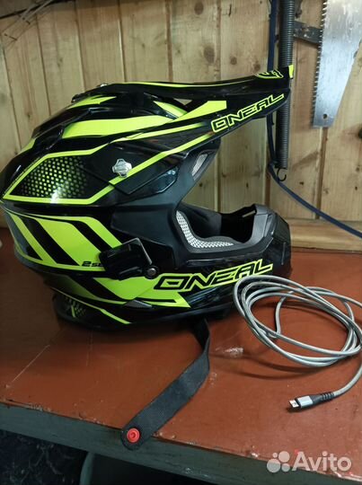 Кроссовый шлем Oneal