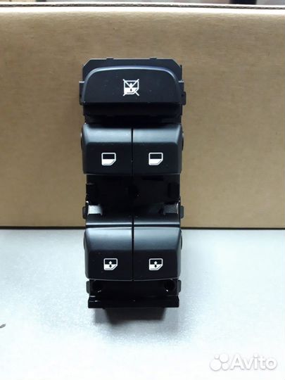 Блок управления стеклоподъемниками KIA ceed 18