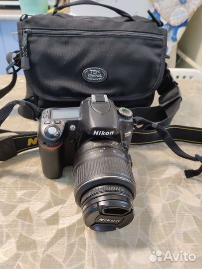 Зеркальный фотоаппарат Nikon d80