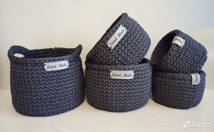 Набор вязанных корзин. Ручная работа