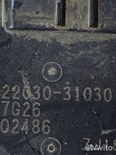 Toyota Lexus дроссельная заслонка