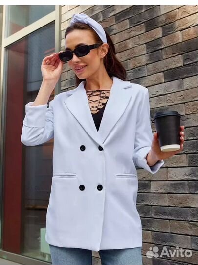 Пиджак женский белый