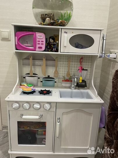 Детская деревянная кухня
