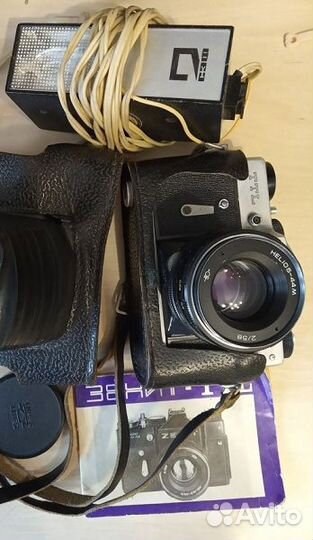 Фотоаппарат Зенит TTL со всп. Объектив к увел.СССР