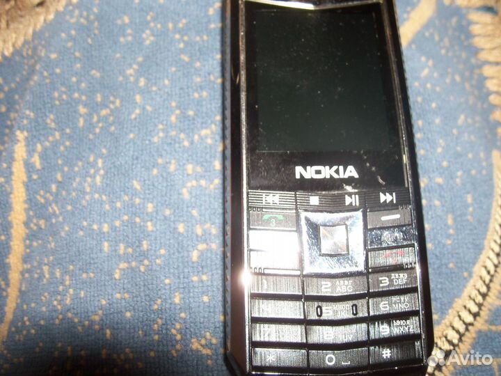 Nokia 100
