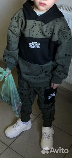 Костюм hm на мальчика 104-110