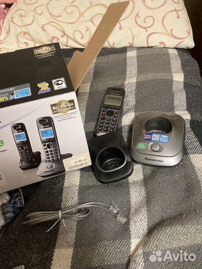 Беспроводной телефон 2шт. Panasonic KX-TG2512RU