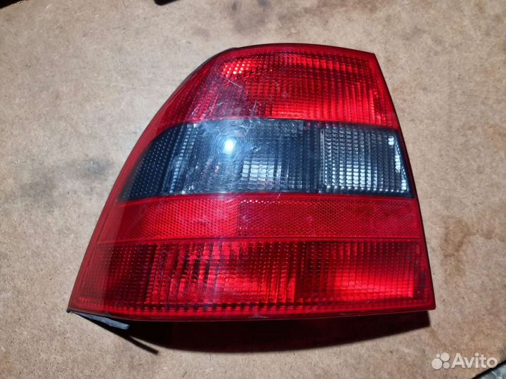 Стоп сигнал левый Опель Вектра Б