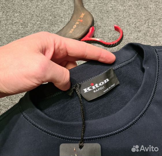 Kiton свитер оригинал