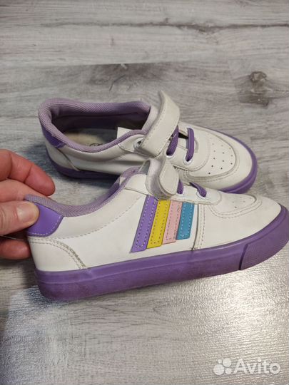 Обувь на девочку в отличном состоянии 29/30 раз