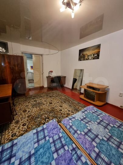 Комната 30 м² в 3-к., 1/1 эт.