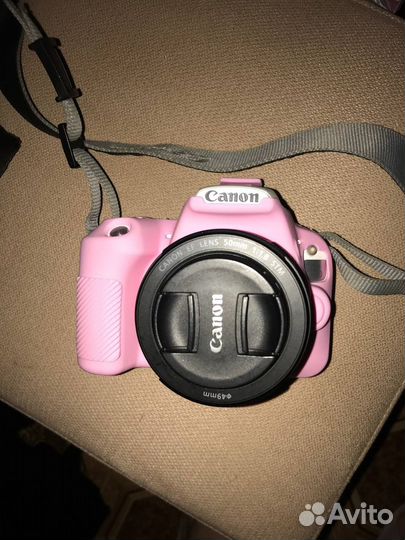 Фотоаппарат canon 200d