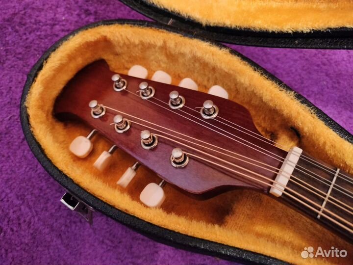 Мандолина Suzuki m210