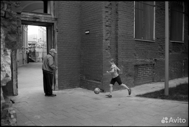 Плёночный фотоаппарат Konica Hexar AF