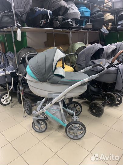 Коляска camarelo на гарантии