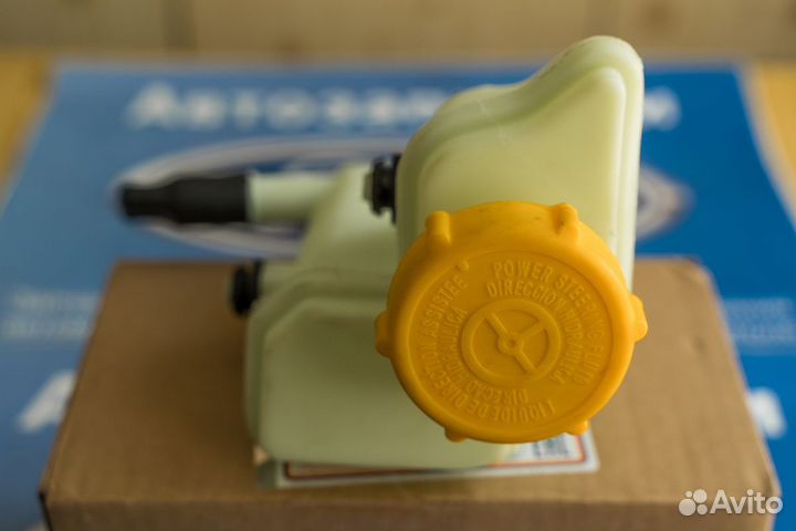 Бачок гур Форд Фьюжн, Форд Фиеста 2001-2012