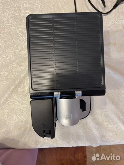 Кофемашина delonghi nespresso 670B