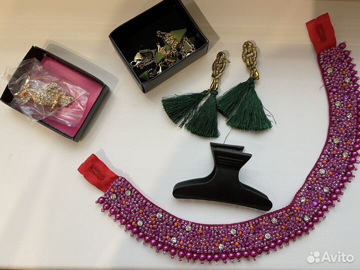 Пакет бижутерии, подарочные коробки