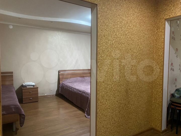 1-к. квартира, 42 м², 1/5 эт.