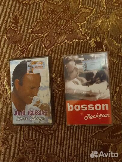 Аудиокассеты из 90-2000-х