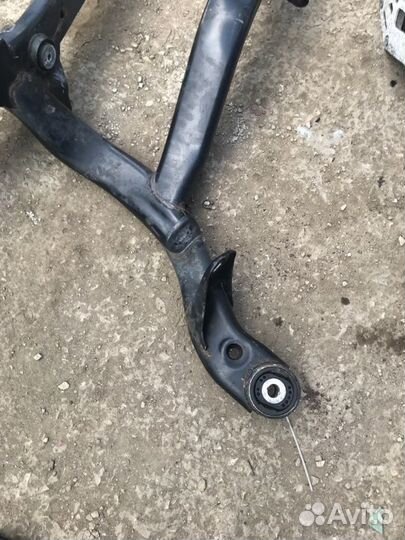 Подрамник задний Audi A6 AUK 2006