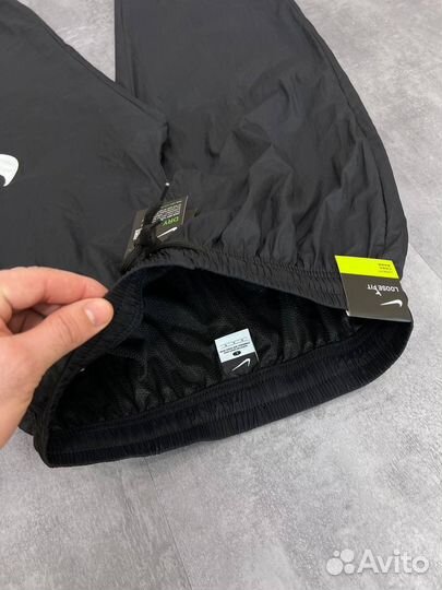 Спортивные штаны Nike плащевка