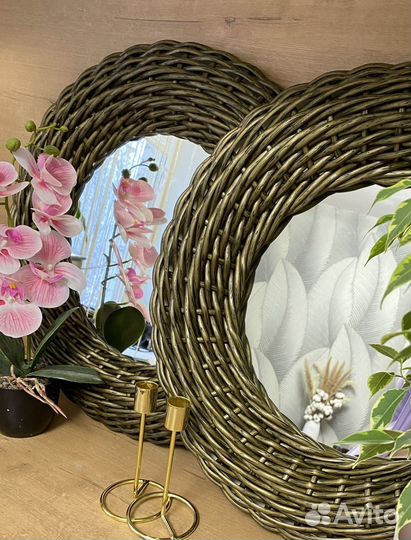 Зеркало декоративное