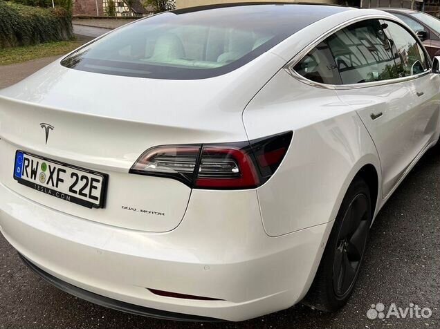 В разборе Tesla Model 3